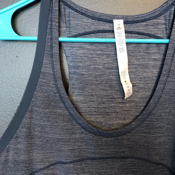 Lululemon Blue Yoga Tank - Picture 3 of 5